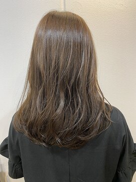 ロロネー 森ノ宮キューズモール(Lolonois) 【Lolonois森ノ宮】艶 ナチュラルミルクティー (杉山慶尚)