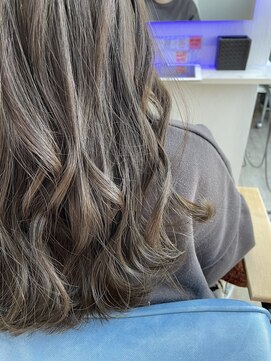 ヘアーディア みどり店(Hair...DiA) カーキグレージュ