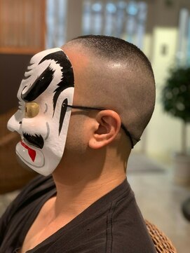 コマ(coma) 【coma中野】零分スタイリング五厘刈り