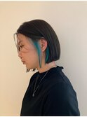 ぱつっとボブ×インナーカラー