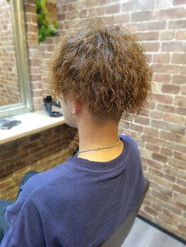 モニカ 横須賀中央店(Monica)の写真/〔メンズCUT¥3500/メンズパーマ¥9900〕口コミ高評価★コスパ◎"自分にピッタリ"が見つかる★【横須賀中央】