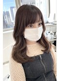 セミロングレイヤースタイル
