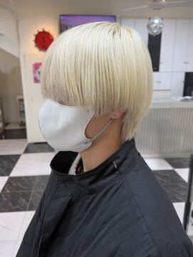 テテ(TETE) ホワイトカラー/シルバーカラー