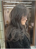 ブリーチなしオリーブグレージュ赤味消しレイヤーカット透明感