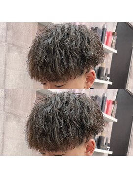 髪屋 紬 メンズ/メンズパーマ/メンズカット/ツイストスパイラル