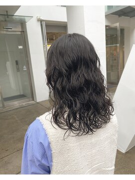 ロマリア 渋谷 渋谷宮益坂(Lomalia) 乾かすだけでキマる髪/ウェーブミディアム