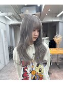 シルバーグレージュ