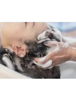 頭皮から美と健康を★疲れを癒しながら頭皮環境を改善！プライベート空間で日々の疲れをリフレッシュ◎