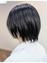 ウィスカーヘアー(whisker hair) ショートウルフ