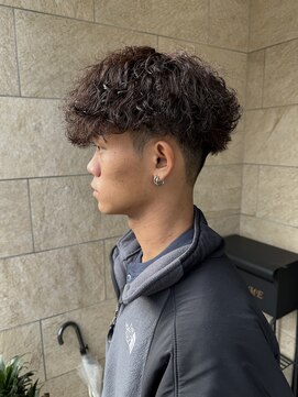 髪屋 紬 メンズ/メンズパーマ/メンズカット/波巻きスパイラルパーマ