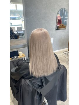 トータルビューティーサロン ディーグレース(TotalBeautySalon D.Grace) ミルクティーベージュ
