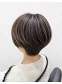 ショート×白髪ぼかし