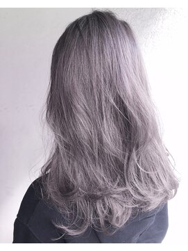ヘアーアンドアトリエ マール(Hair&Atelier Marl) 【Marl】ラベンダーグレージュカラーのふんわりセミディ♪