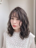 プロートン Prooton 透明感◎のふったりウェーブヘア