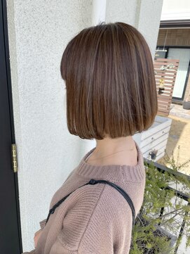 ブランココ(BlanCoCo) ミニボブ ×ハイライトベージュ