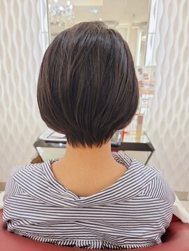 クオリス 赤塚店(QUALIS) 20代30代40代/ショートボブ/ショートヘア/丸みシルエット
