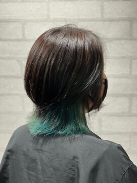 ビスイル 秋葉原店(Vis ill) ウルフ/ネオウルフ/インナーカラー/イヤリングカラー/グリーン