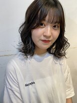 トリコ ヘアアンドケアスペース(trico hair&care space) ダークグレージュ/波巻きウェーブ