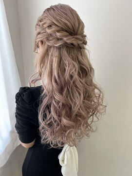 シーズン 大阪(SEASON) 【ヘアセット】ハーフアップ×ツイスト