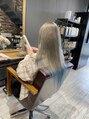 リジョイスヘア エン(REJOICE hair EN)&nbsp;艶のあるハイトーンカラー、デザイン得意です♪