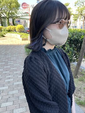 イナズマヘアー(INAZUMA HAIR) ◎外ハネミディ×イヤリングカラーブルー◎