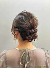 ラパニエ 博多(La panier) 王道ゆるふわシニヨン
