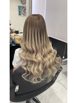 ヘアーデザイン ジェルム(Hair Design germe) ベージュ×ホワイトメッシュ--RINA--