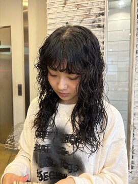 バディヘア ルーツ(BUDDY HAIR ROOTS) ロングパーマ