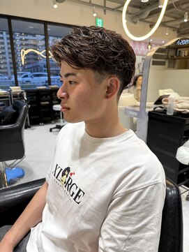 髪屋 紬 メンズ/メンズパーマ/メンズカット/フェザーパーマ