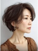 白髪ぼかし/イメチェンヘアスタイル/前髪カタログ/ショートボブ