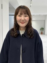 スーズ(sooze)&nbsp;ミディアム_顔周りカット_くるくるパーマ