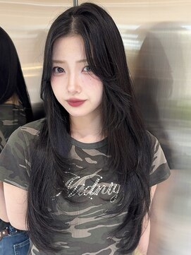 ルームバイシー 新宿(Loom. by Sea) 〇黒髪×クラゲヘア[レイヤーカット/ココアベージュ]