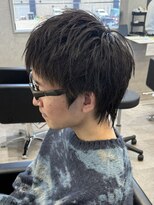 リオールバイニアウ(RE:ALL by Niau) 刈り上げセンターパート/波巻きツイストスパイラル/新田