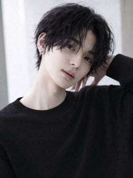 エフコード 難波(F-CODE)の写真/【難波駅1分】清潔感を高め印象を変える、眉ケアも得意なメンズサロン