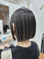 シーバイトリコ 市川(SEA by tricot) タイトボブ/ダークルーツ
