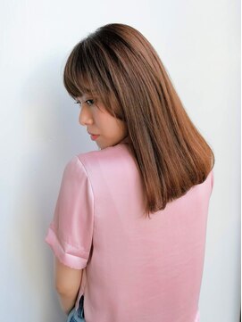 ルティア 池袋(Lutia) まとまるストレートヘア