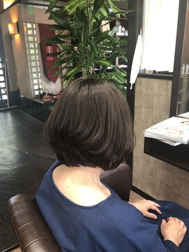 ナトゥーラ 岐阜(Natura) グラデーションボブ