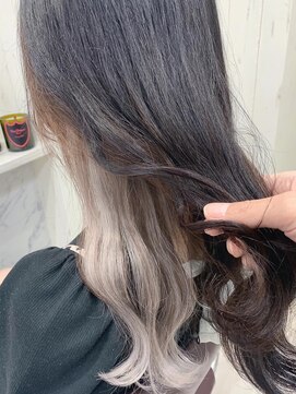 ディーシー 池袋(D.C) インナーカラーエクステスタイル