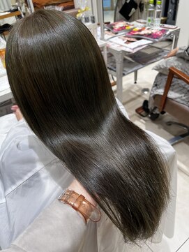 フォルテ 横浜店(FORTE) イメチェン、チェリーブラウン、フェミニン、ダークアッシュ