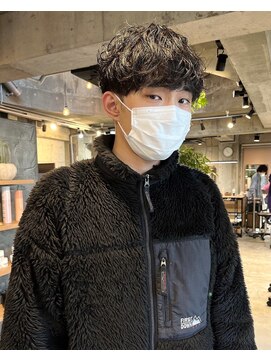 キュー(Cue_) ニュアンスマッシュパーマメンズ骨格矯正カット(表参道原宿)