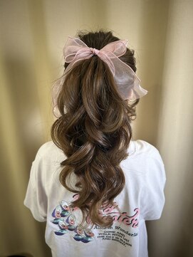 ルナクレセント (Luna crescent) ポニーテール