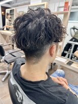 サロンドジョー(salon de joe) ツイストスパイラルパーマメンズマッシュ刈り上げ 奥東巧真