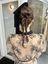 カシェル(cashel) タイトアレンジ/個性的ヘアセット