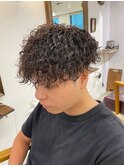 刈り上げマッシュ　ハードツイストスパイラルパーマ