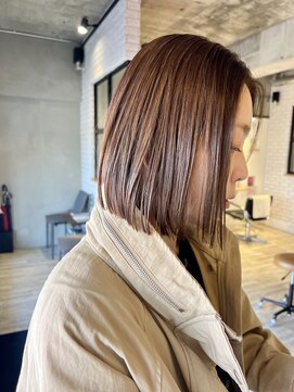 大人ぱっつんボブ