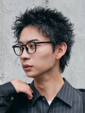 テン 心斎橋(tenn.) 心斎橋スパイキーパーマビジネスヘアフェザーショートパーマ緩め