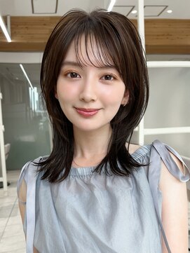 エイミーバイアフロートザガーデン 浦和店(amie by afloat the garden) 前髪／ミディアムレイヤー／くびれレイヤー【浦和】