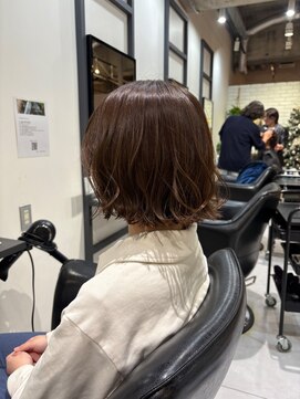 ニール(Neale.) ココアベージュゆるふわボブ11.26
