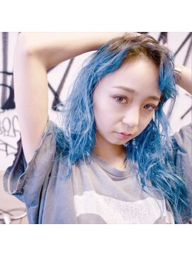 ドロシー(dorothy) パンクストリート×グラデーションを生かしたミディアムレイヤー