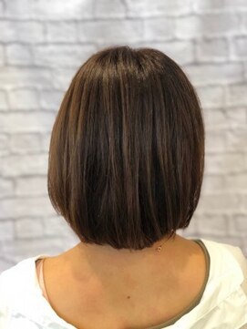 ミーティア バイ クアトロ(Meteor By QUATRO) ナチュラルボブ